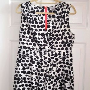 H&M knee-length white/black fun polka-dot dress